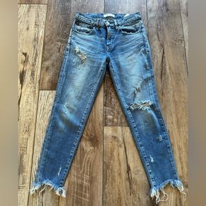 MOUSSY Skinny Distressed MidRise Jean Size 24